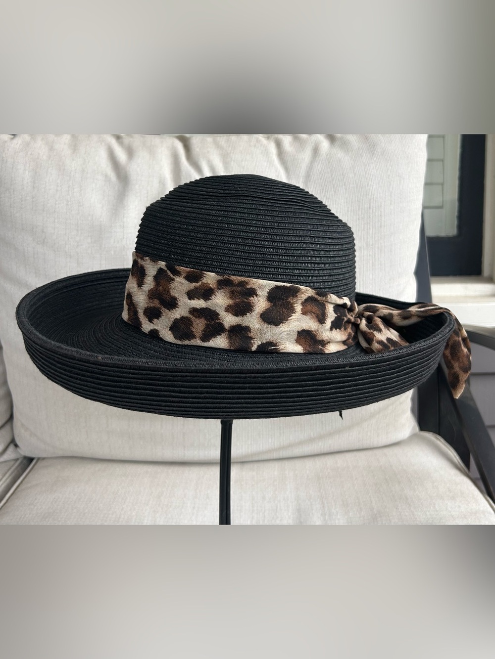 NWOT Scala Black Packable Wide-Brim Hat with Leopard Print Band